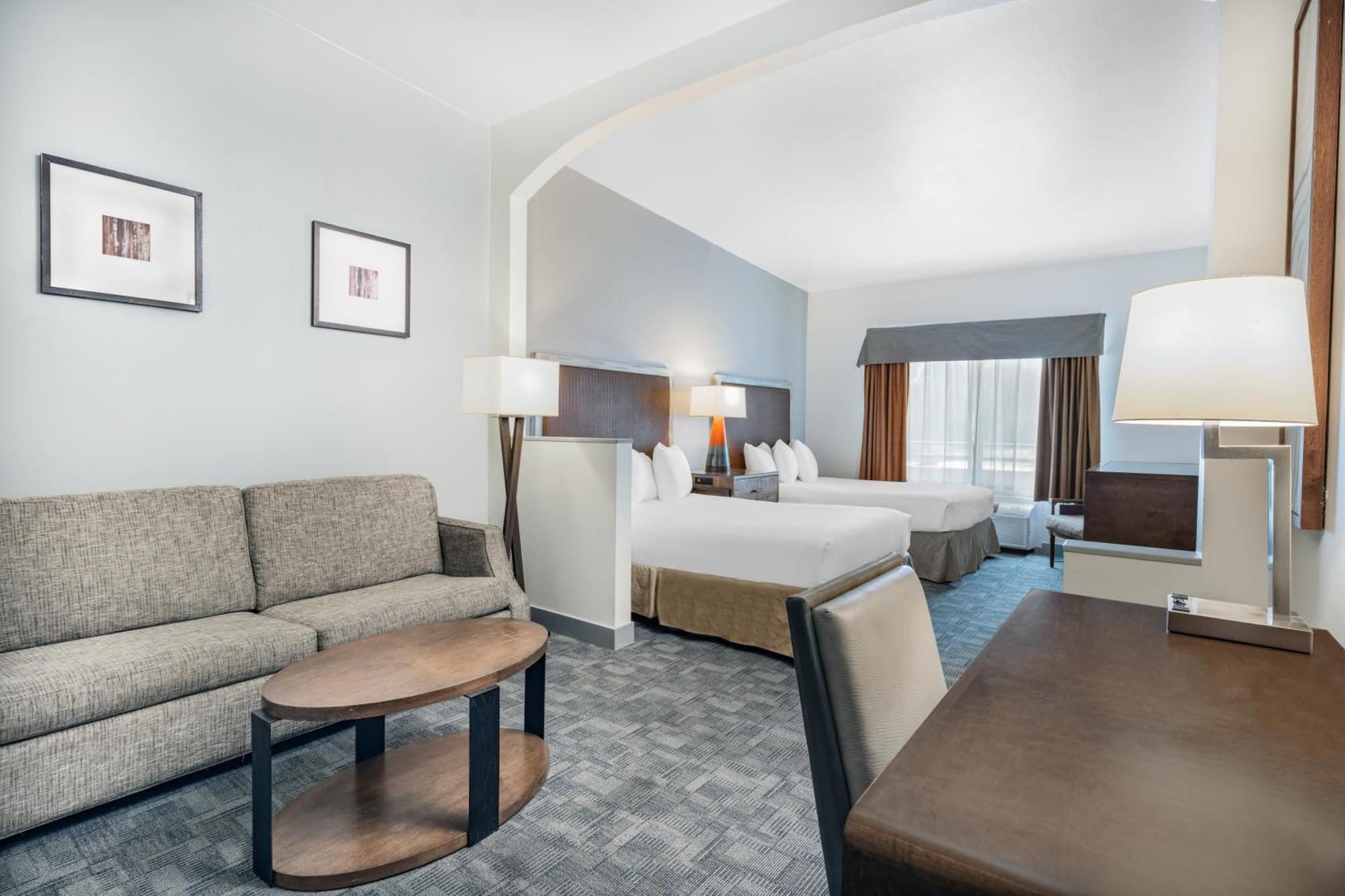 Готель Ramada By Wyndham Бейкерсфілд Екстер'єр фото